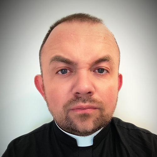 Profilová fotka kaplana pro mládež P. Piotr Antkiewicz
